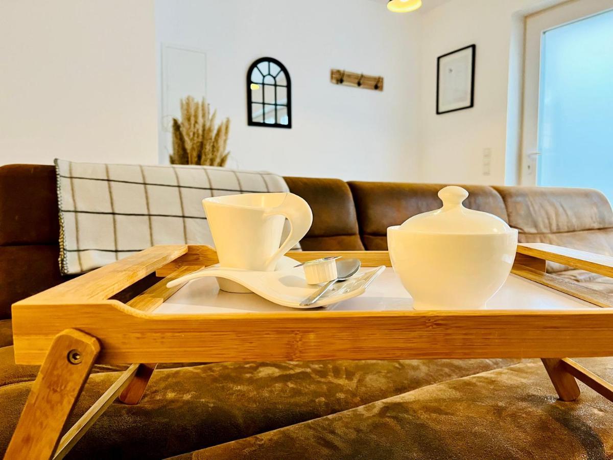 Better Living - Villa - Exklusiv Studio 76Qm Montabaur Luaran gambar